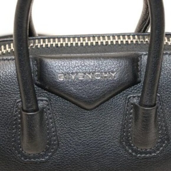 Givenchy Antigona Leather Shoulder Bag - Black - Picture 5 of 14